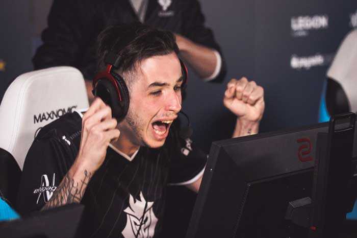 柱之一的莫 柱之一的莫