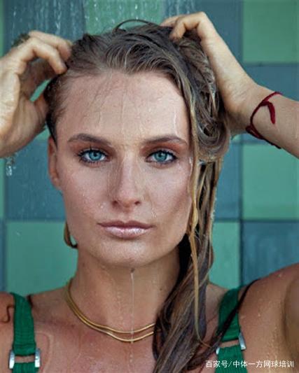 16次助攻 16次助攻