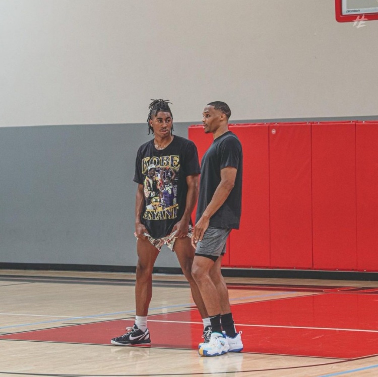 让国际主办 让国际主办