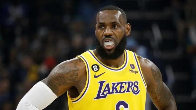 湖人下滑第 湖人下滑第